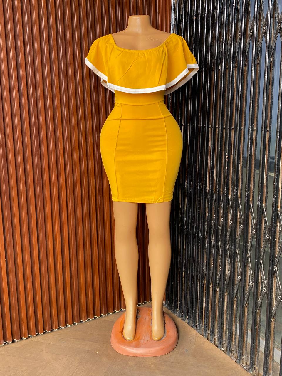 Size8 A11045  Black Twelve Clothing
