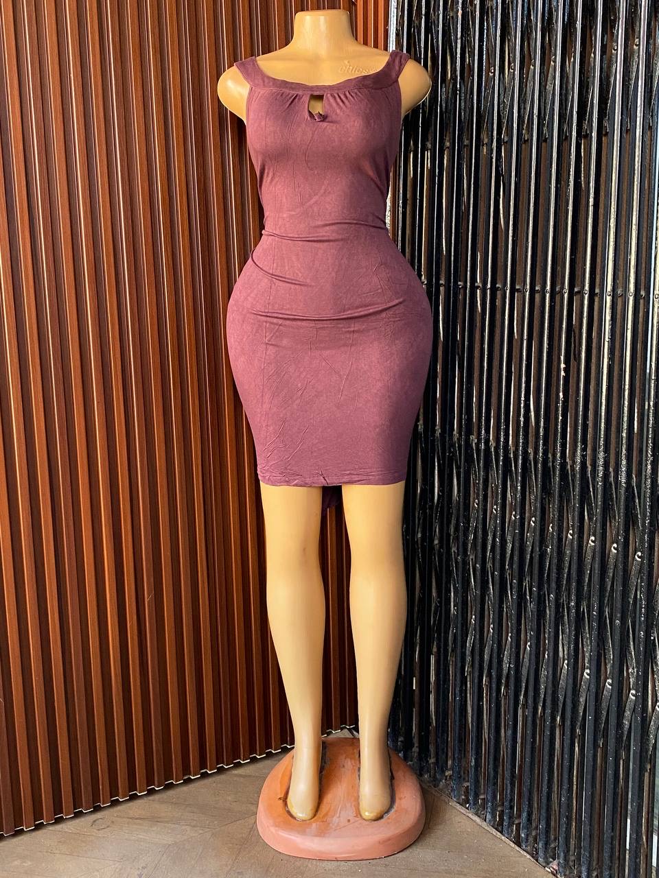 Size12 M872