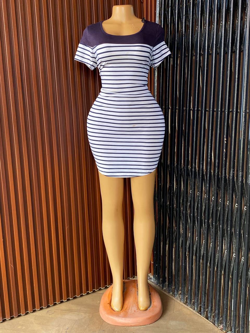 Size10 M1064