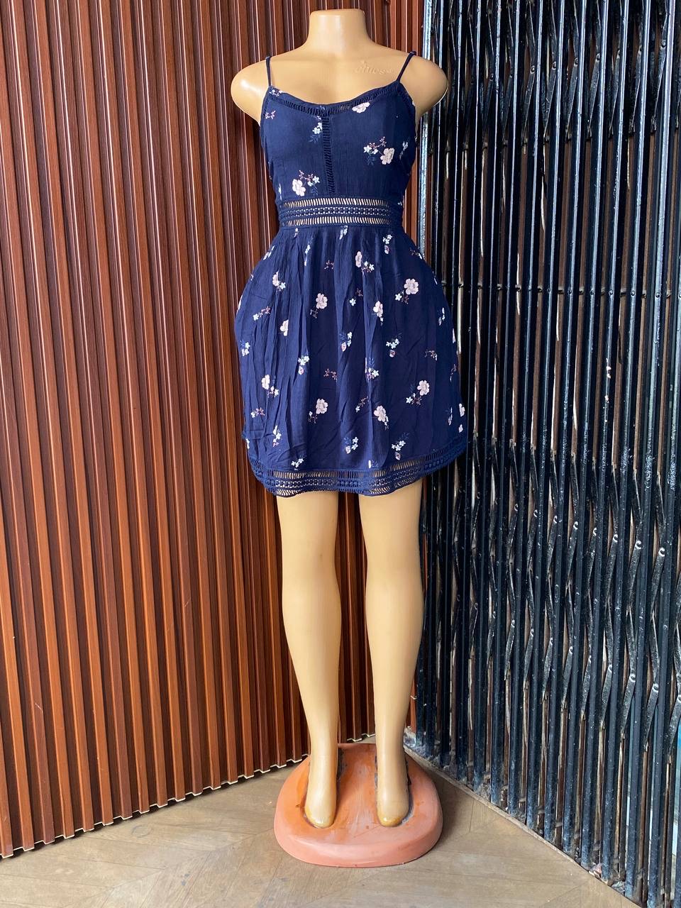 Size8 M1083