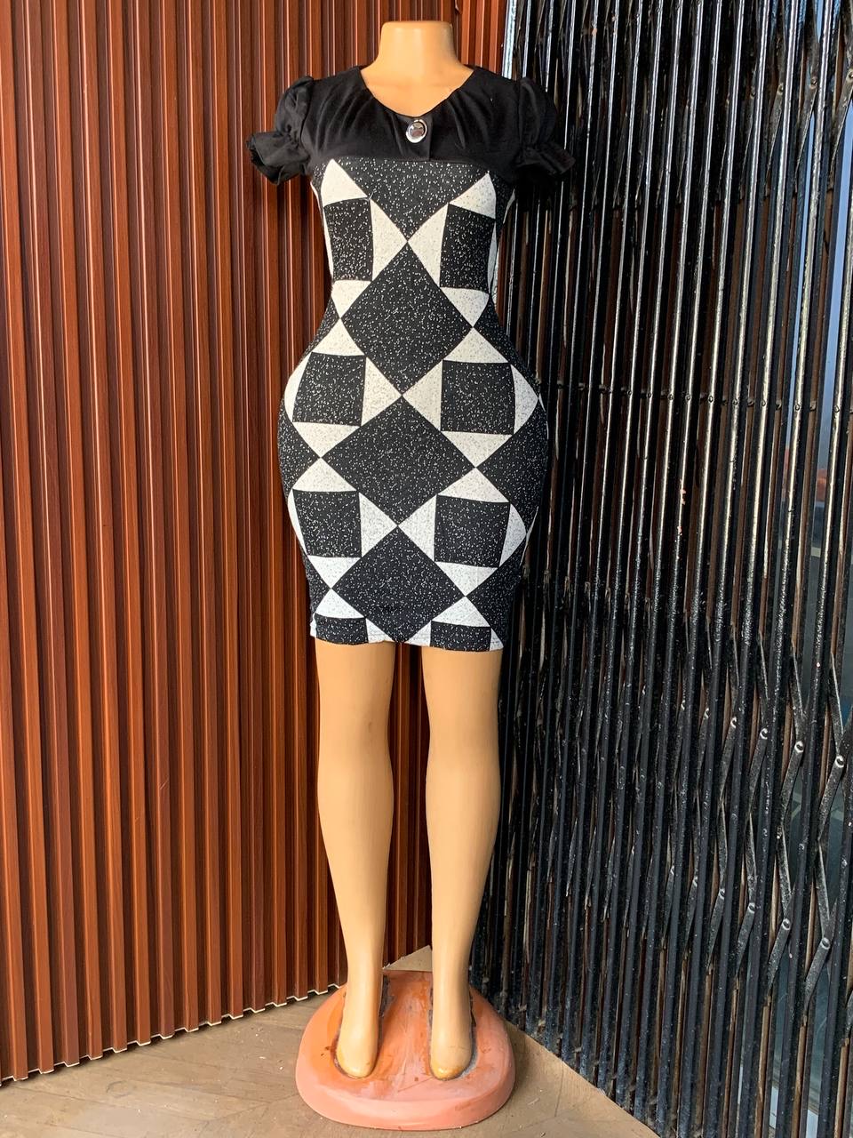 Size8 M1404
