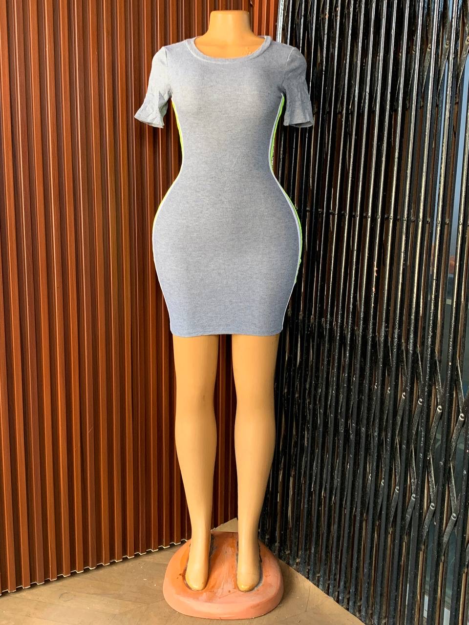 Size8 M1408