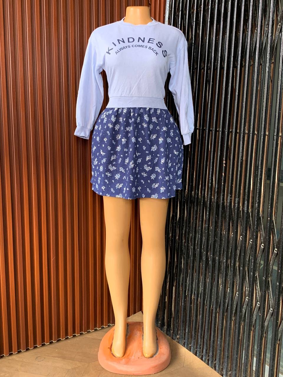 Size8Yrs M1540