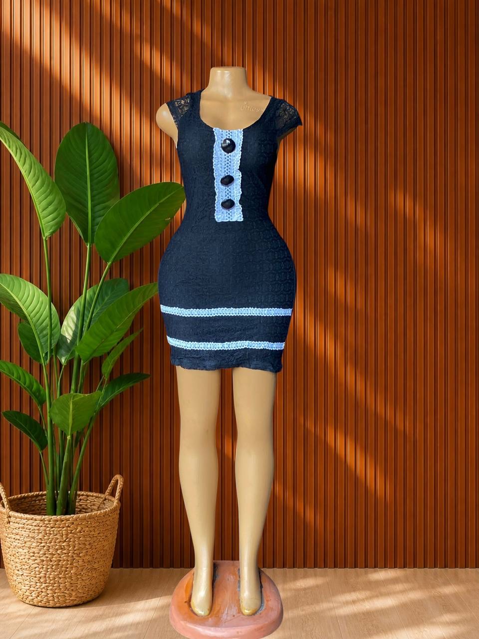 Size8 A12402