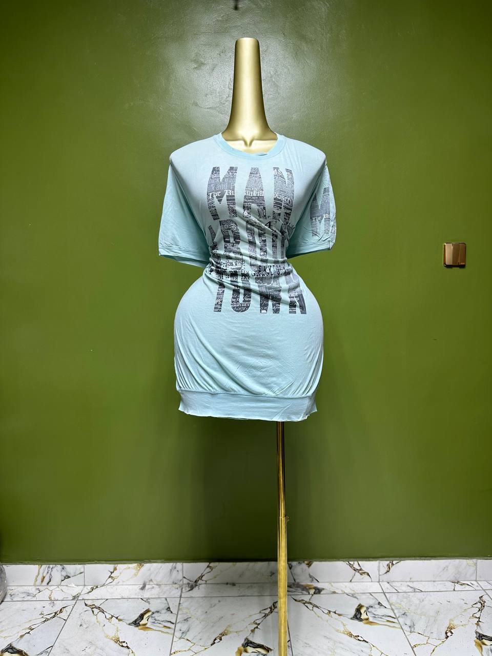 Size18 A2201