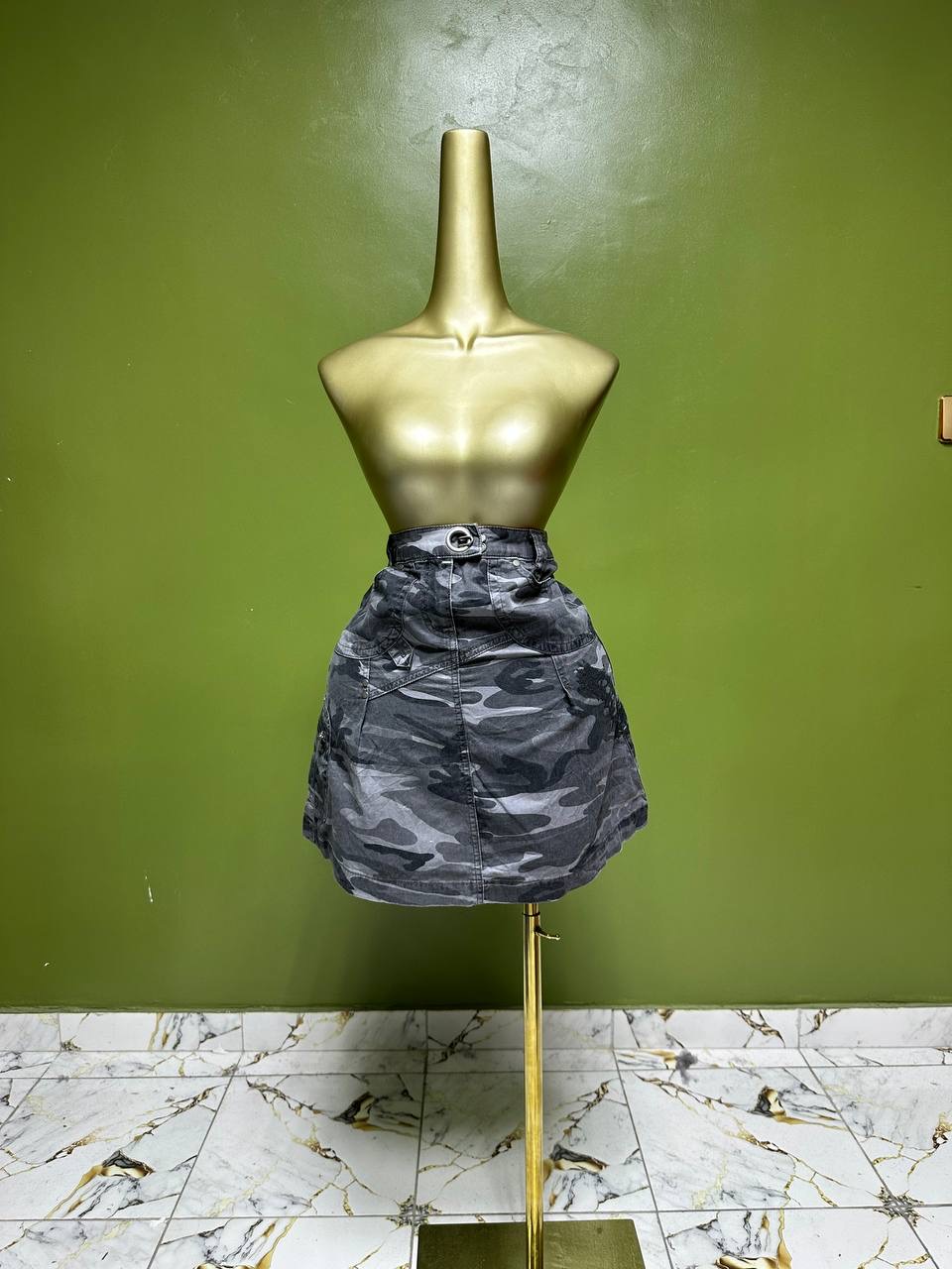 Size10 J346