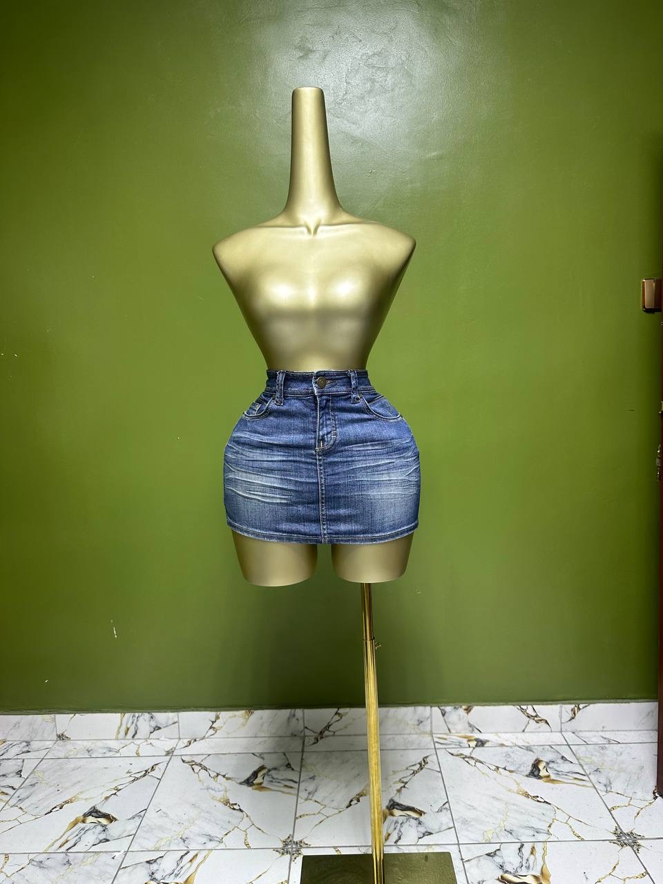 Size10 J468