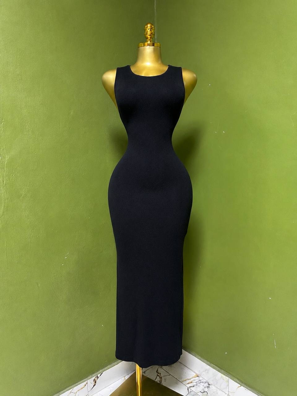 Size6 D2159