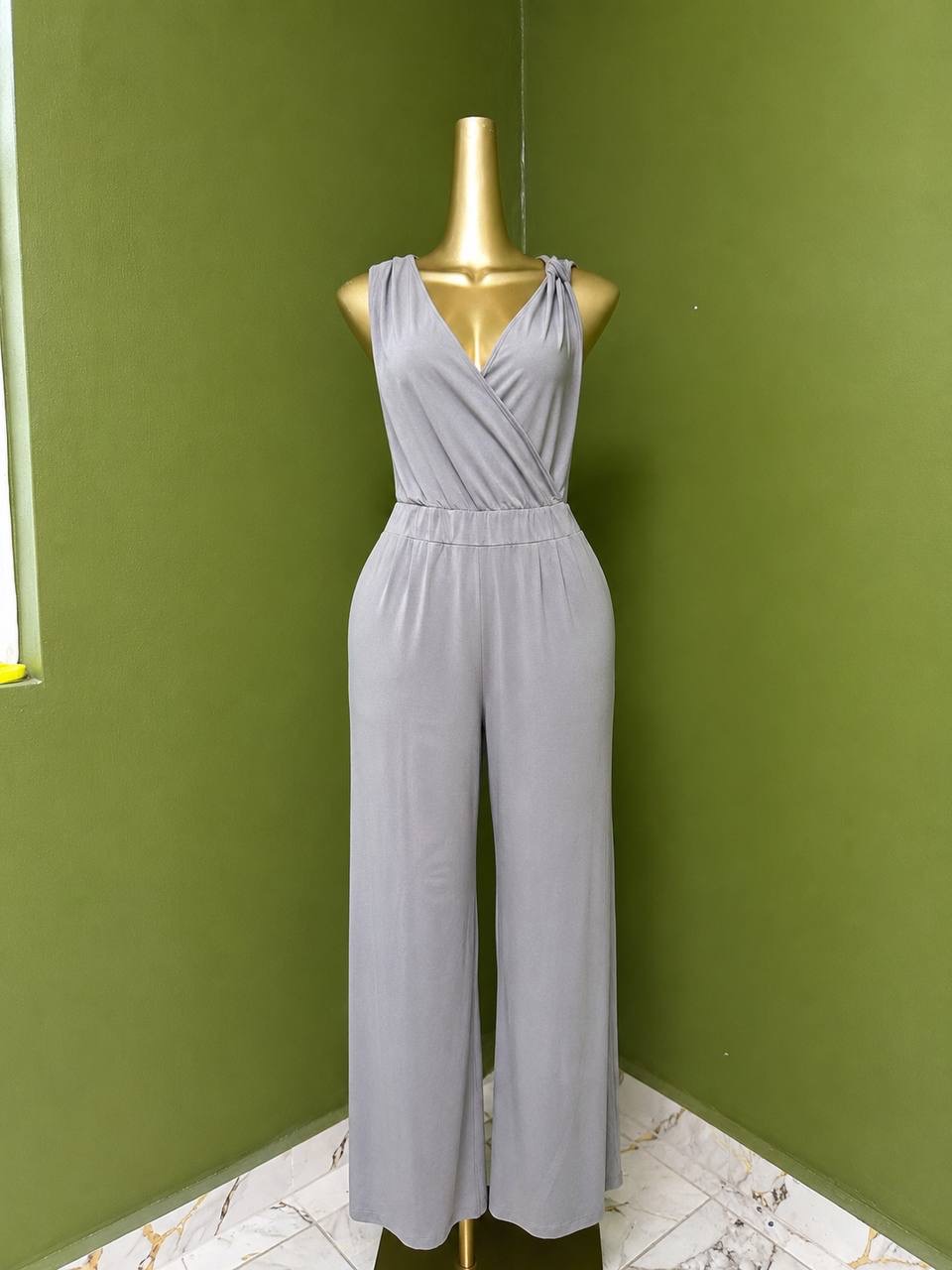 Size8 D2163