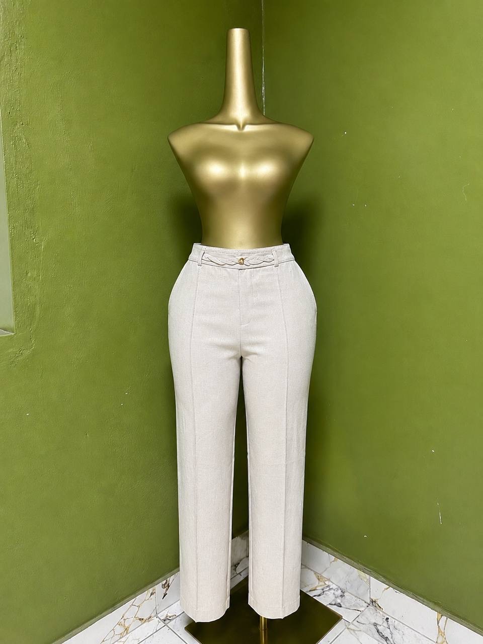 Size10 D2179