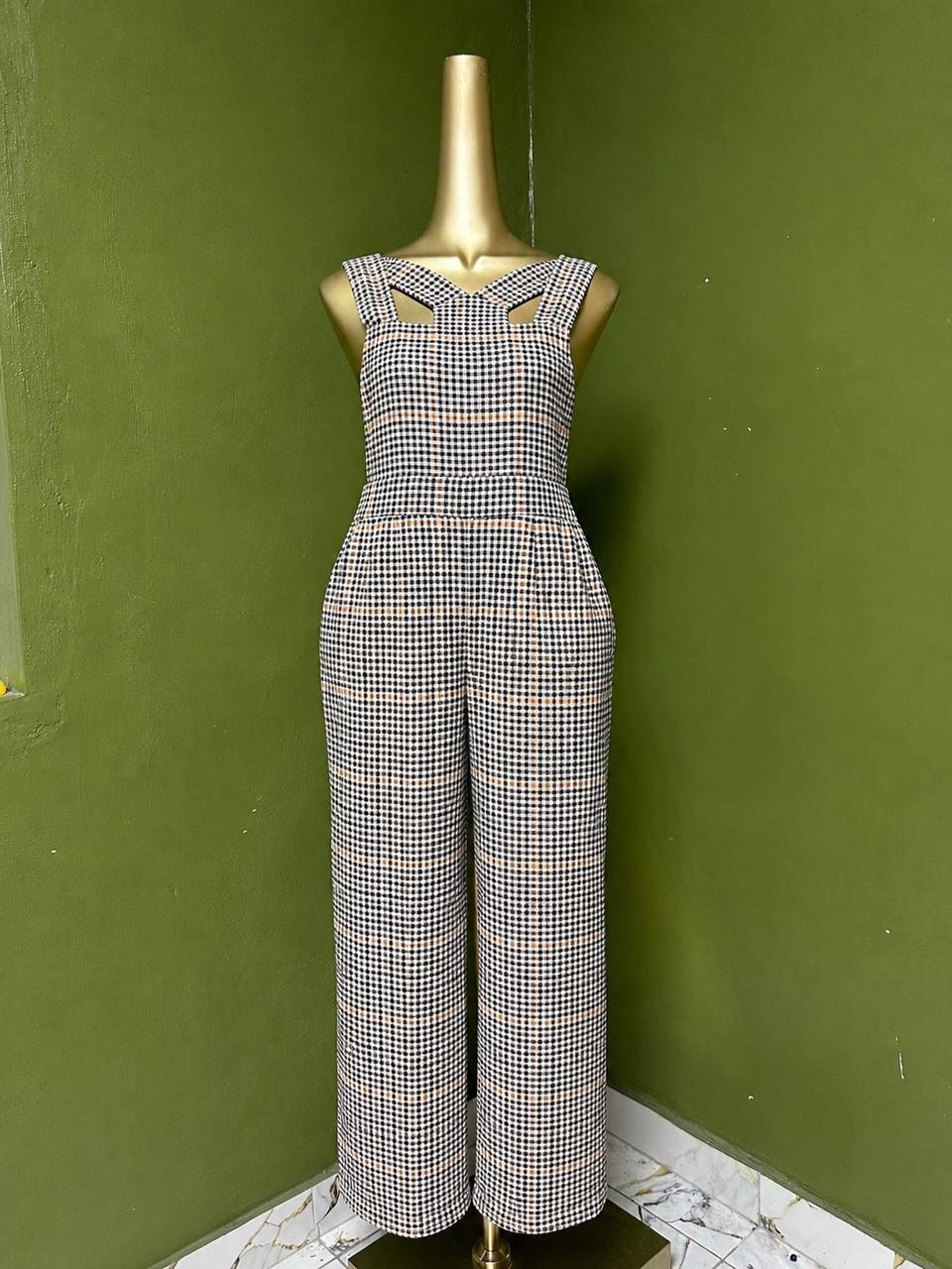 Size8 D2192