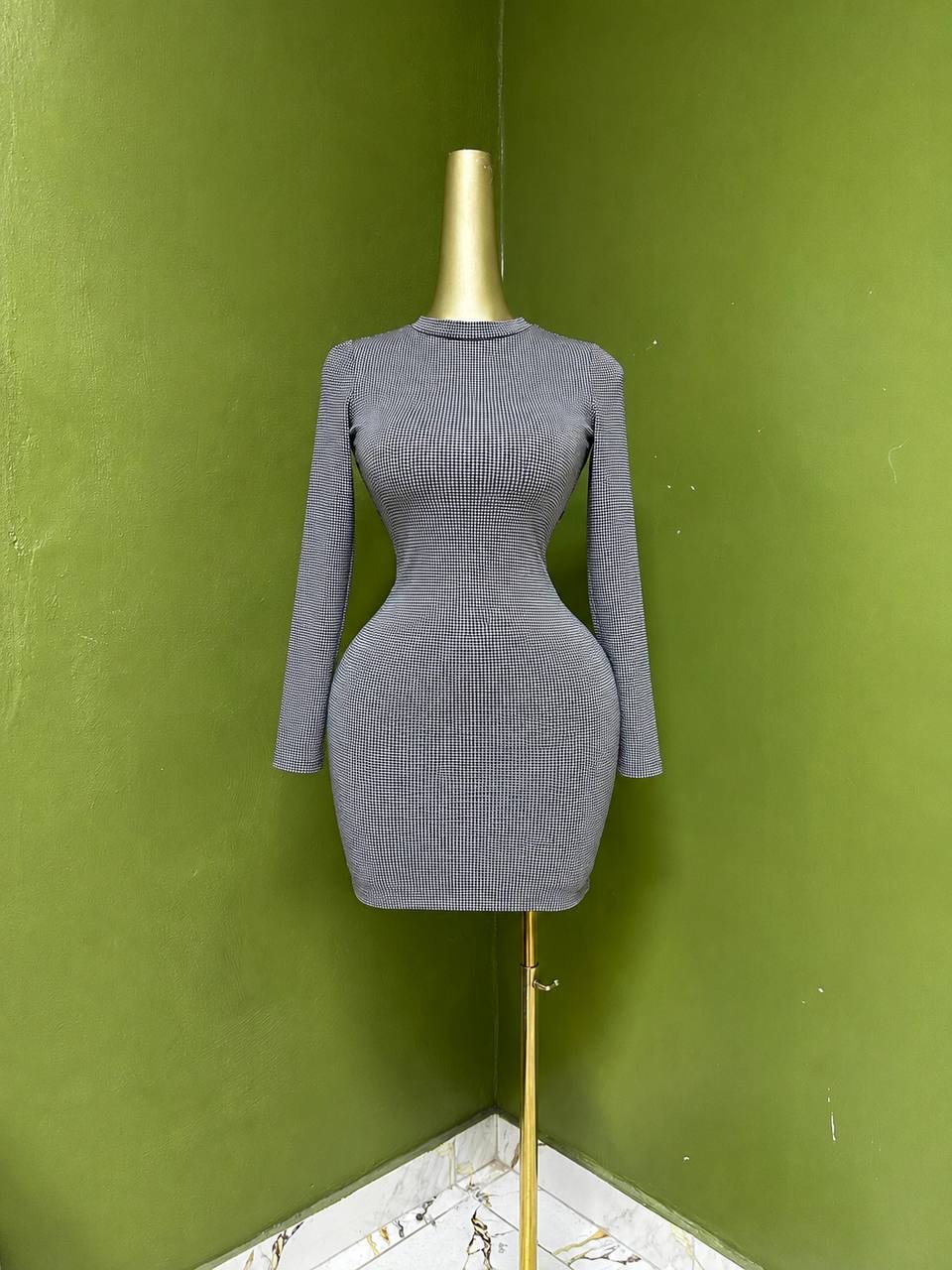 Size8 D338
