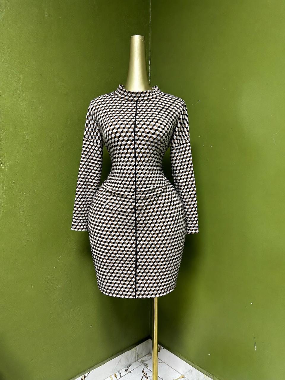Size18 D339