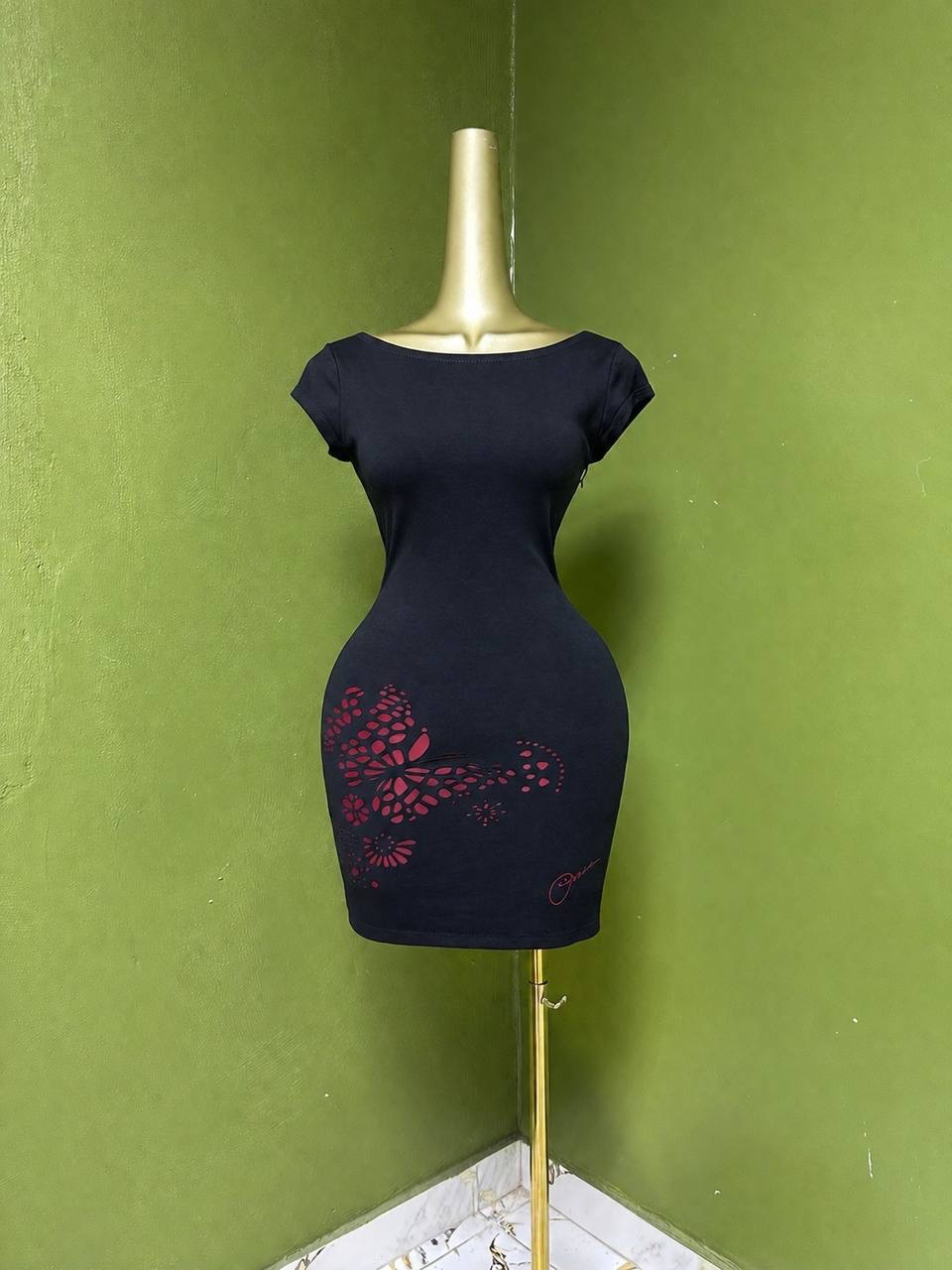 Size10 D404
