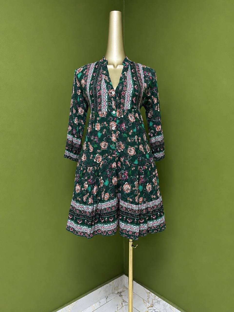 Size16 D464