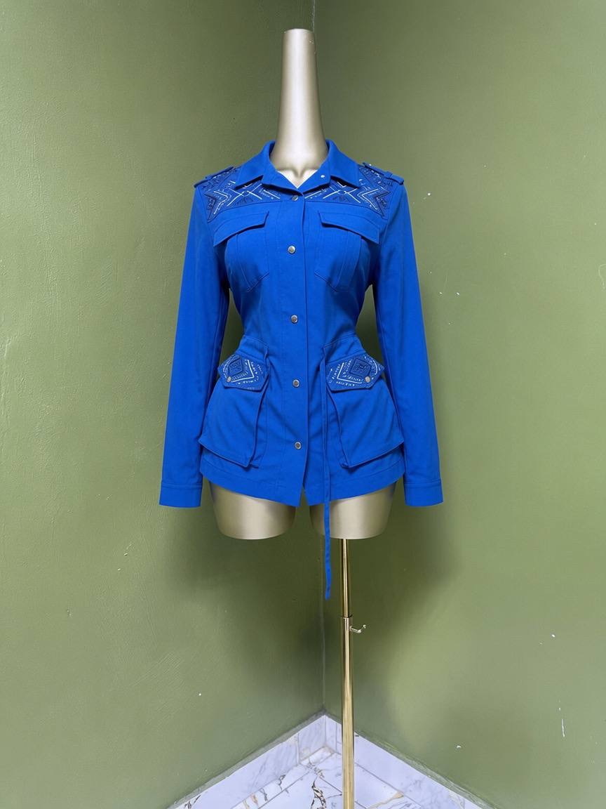 Size18 D547
