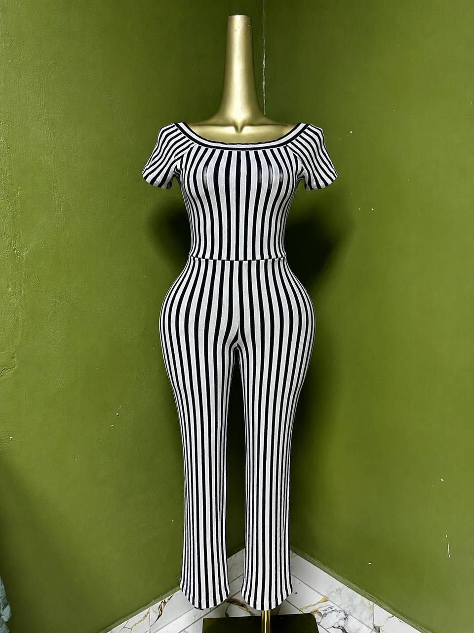 Size6 D715