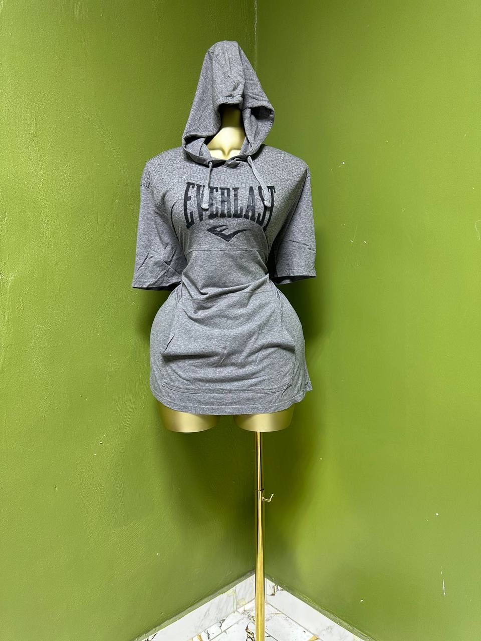 Size18 D854