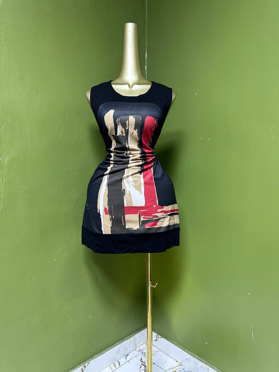Size18 D890