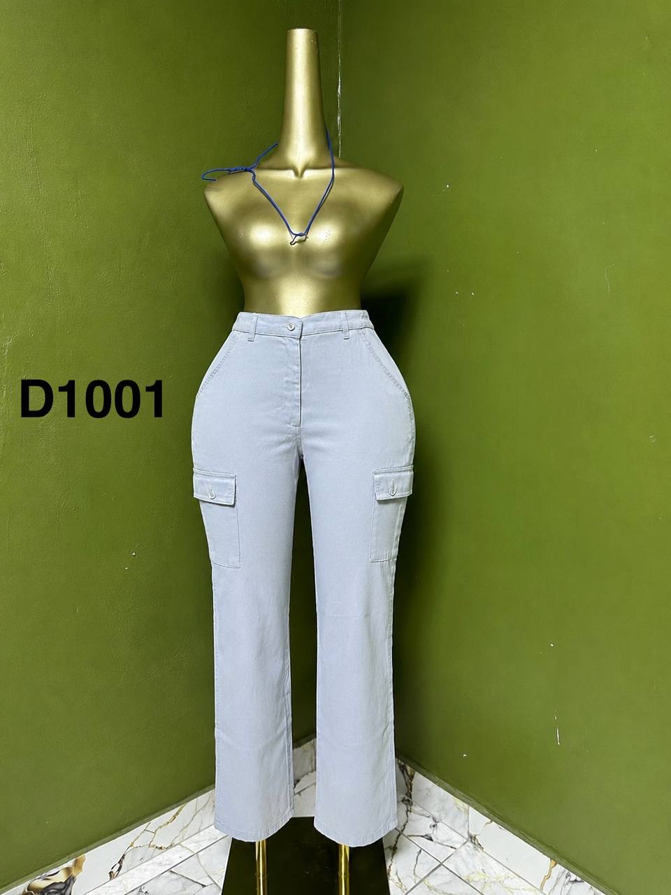 Size10 A1001