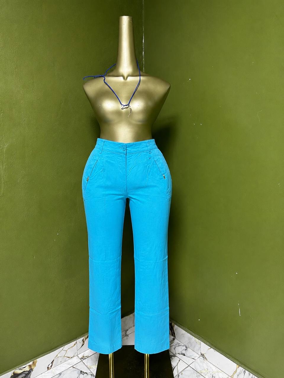 Size12 A1004