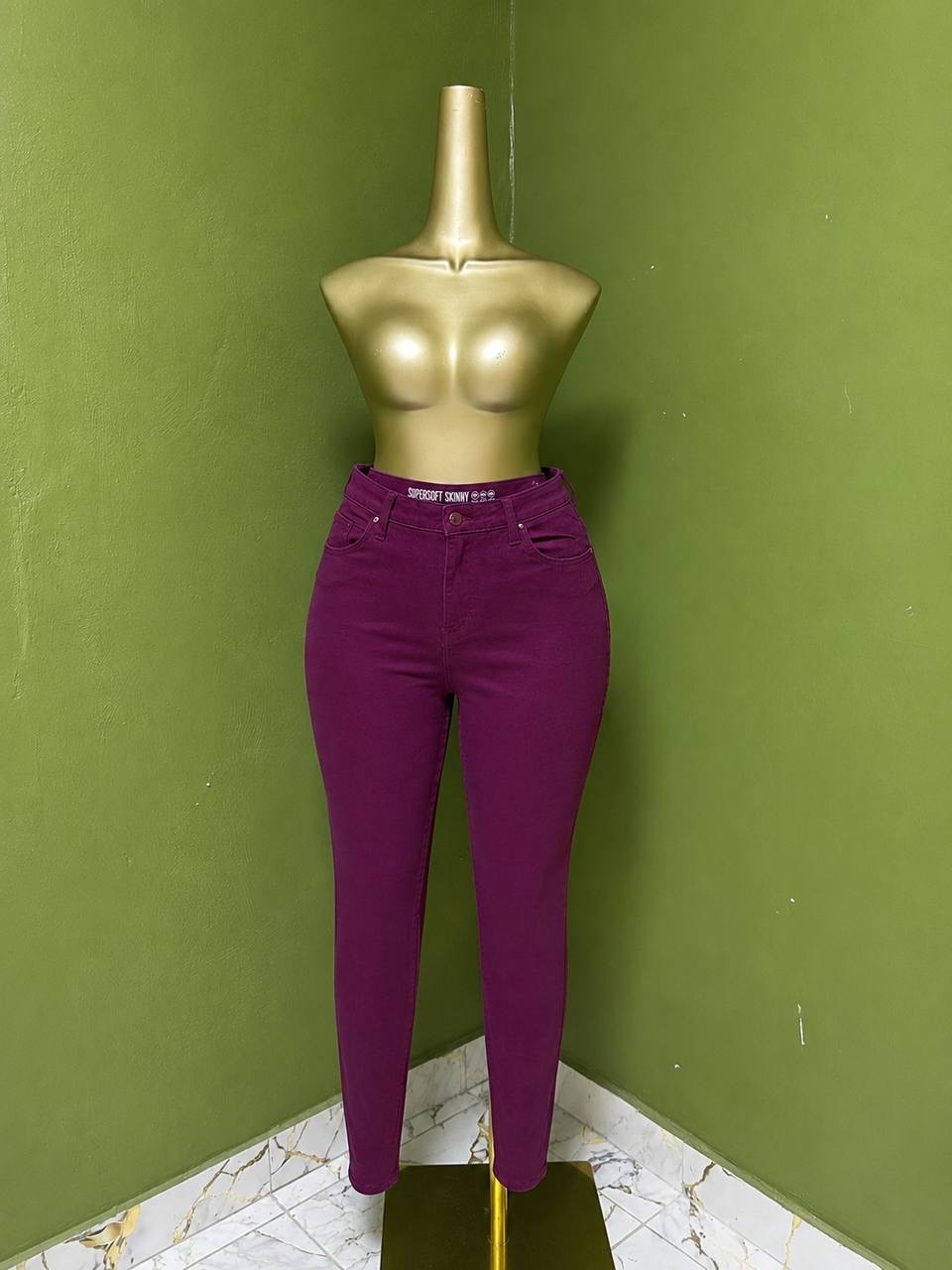 Size10 A1025