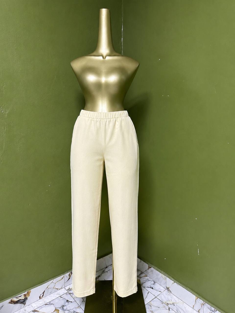 Size14 A1072