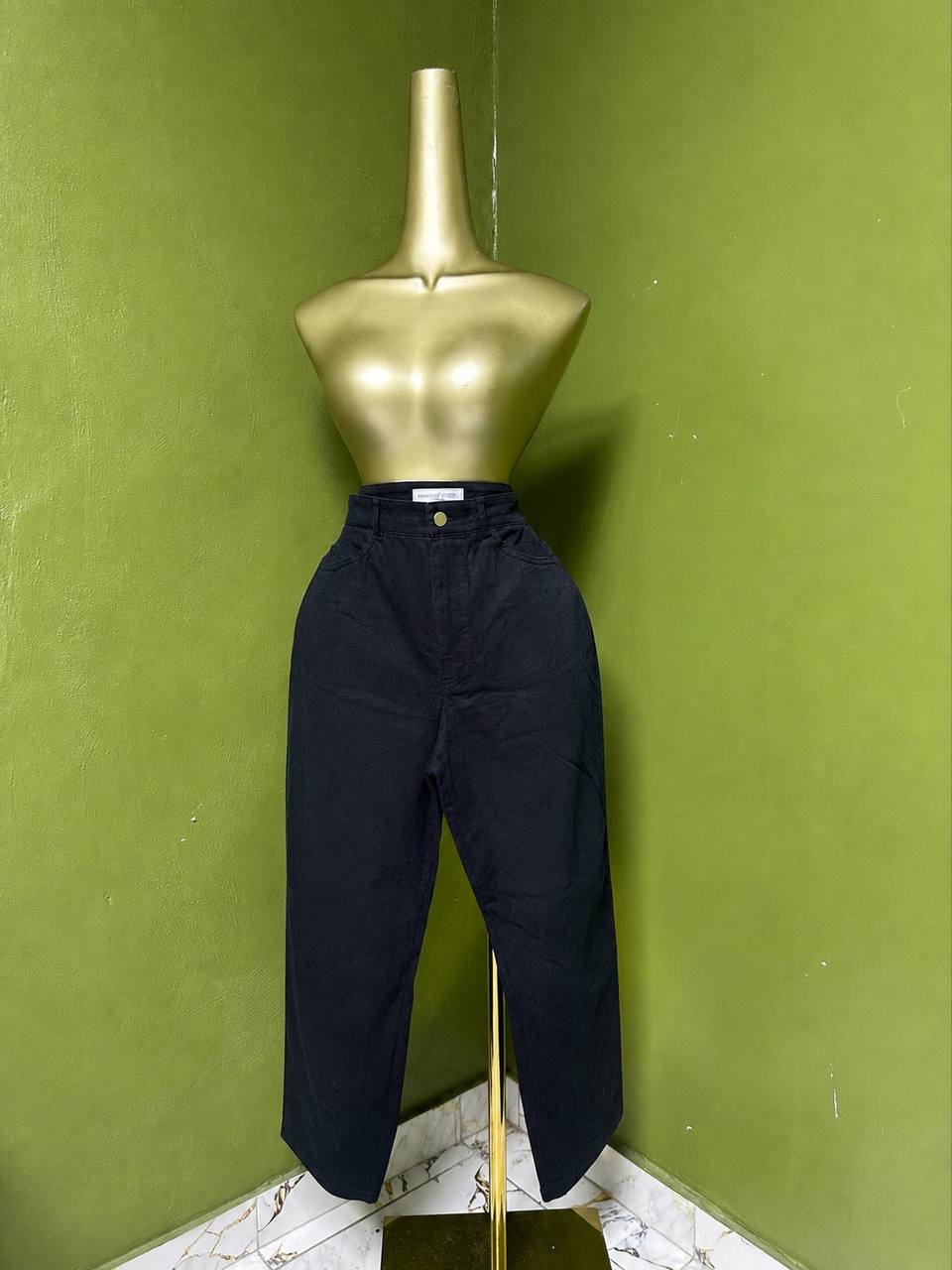Size12 A1095