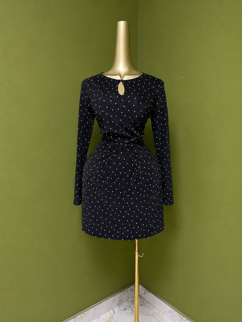 Size10 A1301
