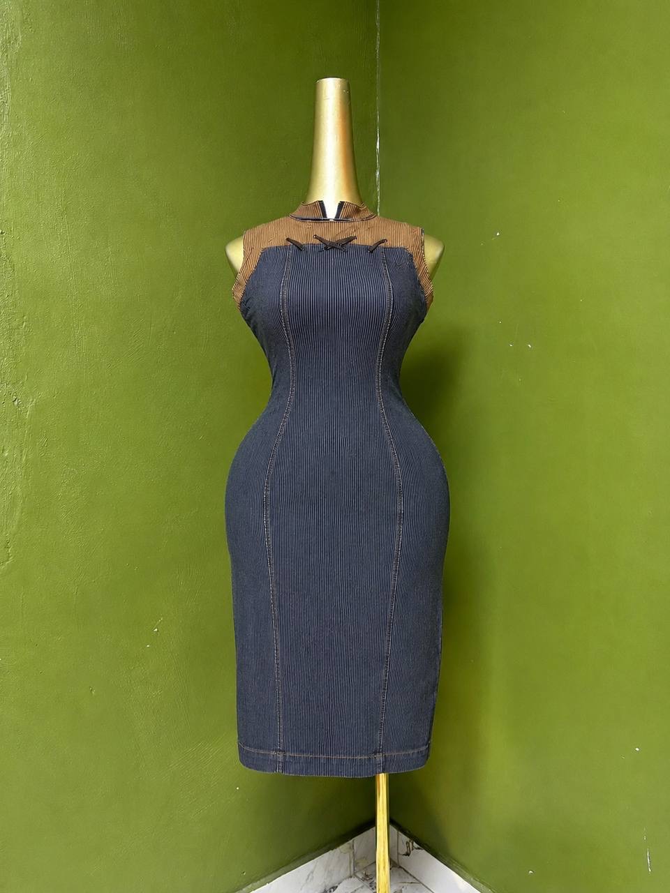 Size6 A1368