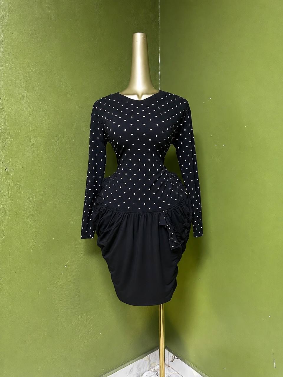 Size10 A1379