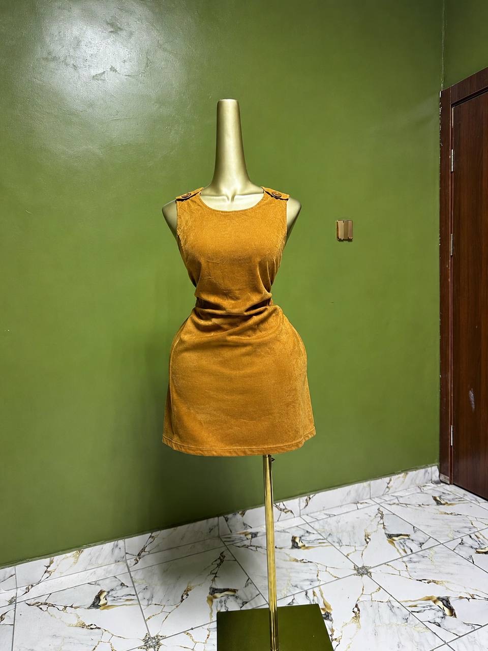 Size10 J841