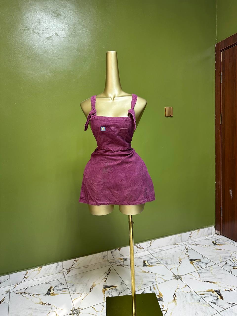 Size12 J878