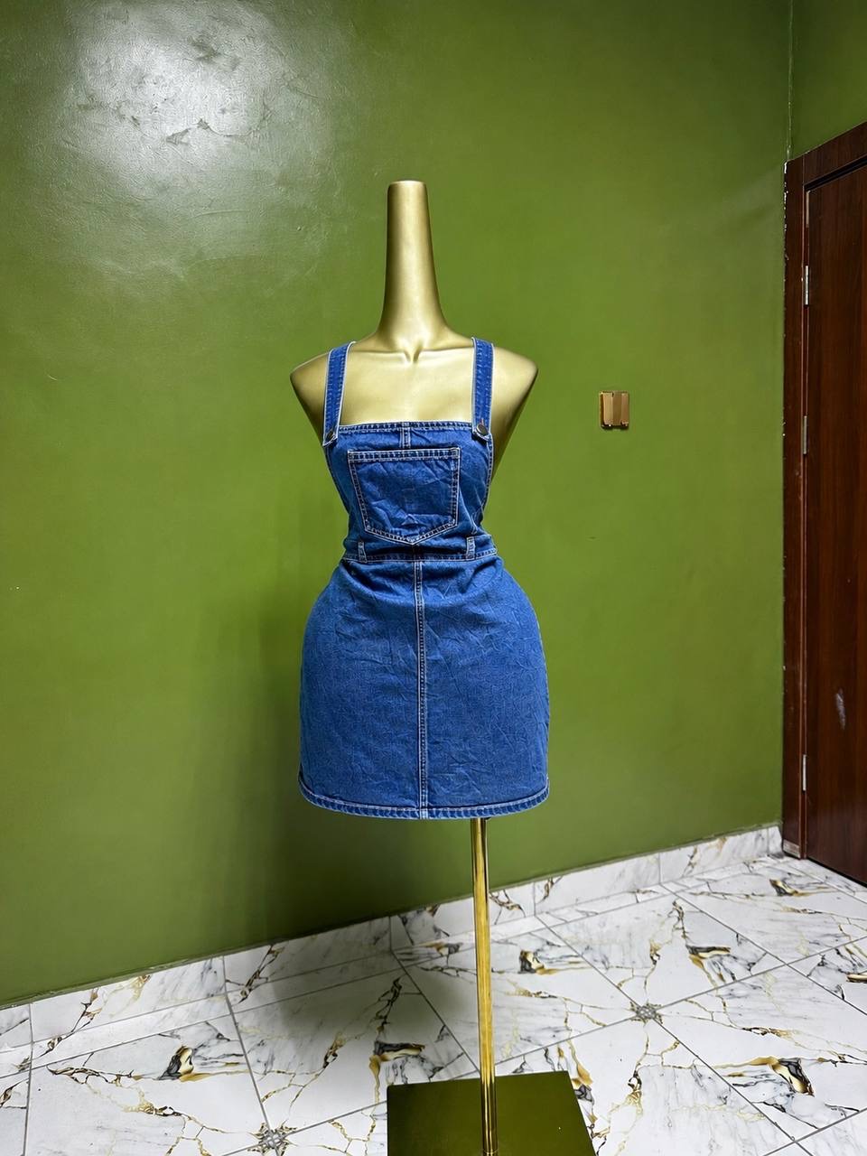 Size10 J893