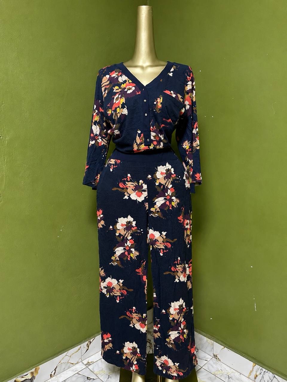 Size10 D1533
