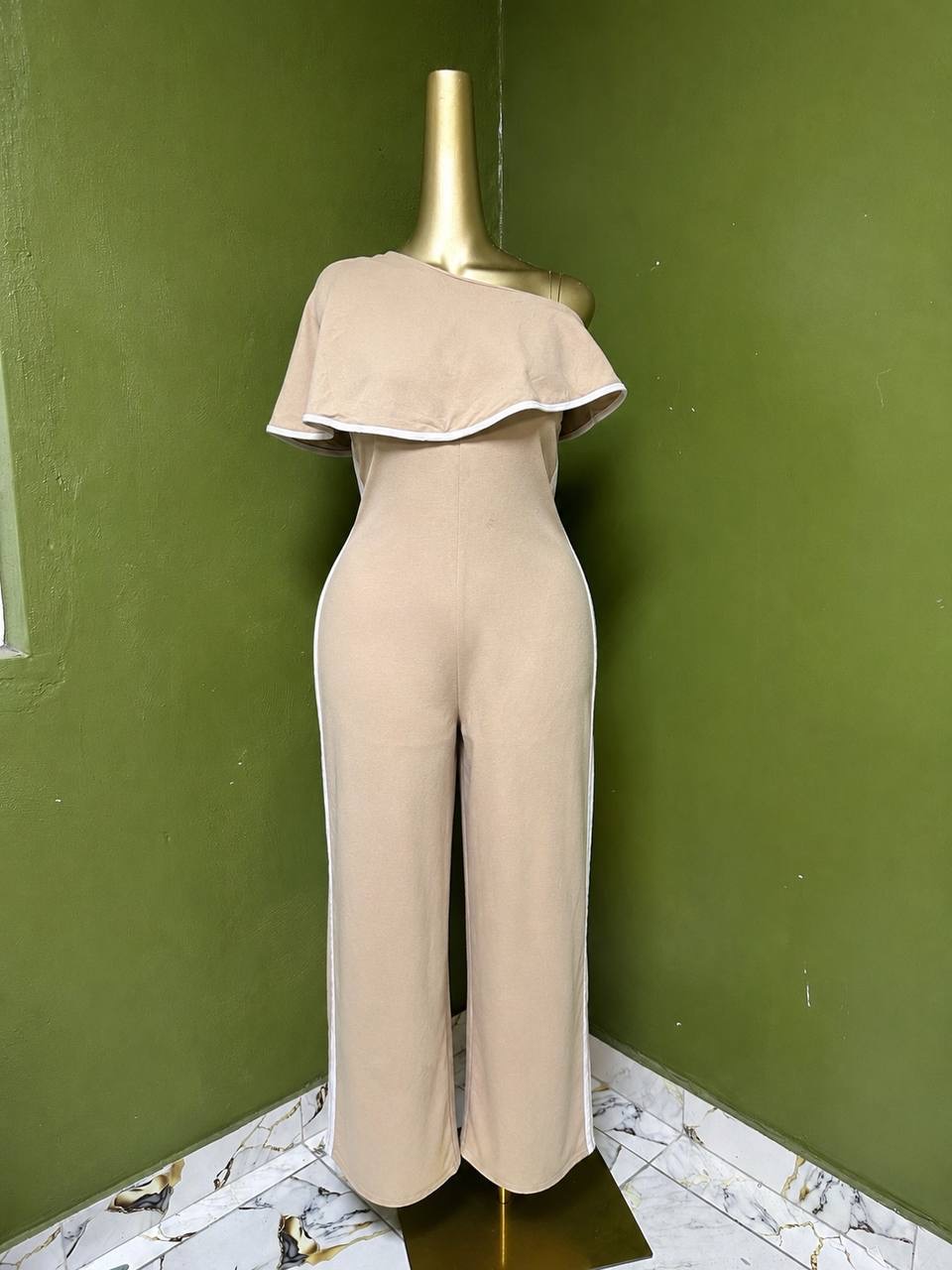 Size8 D1542
