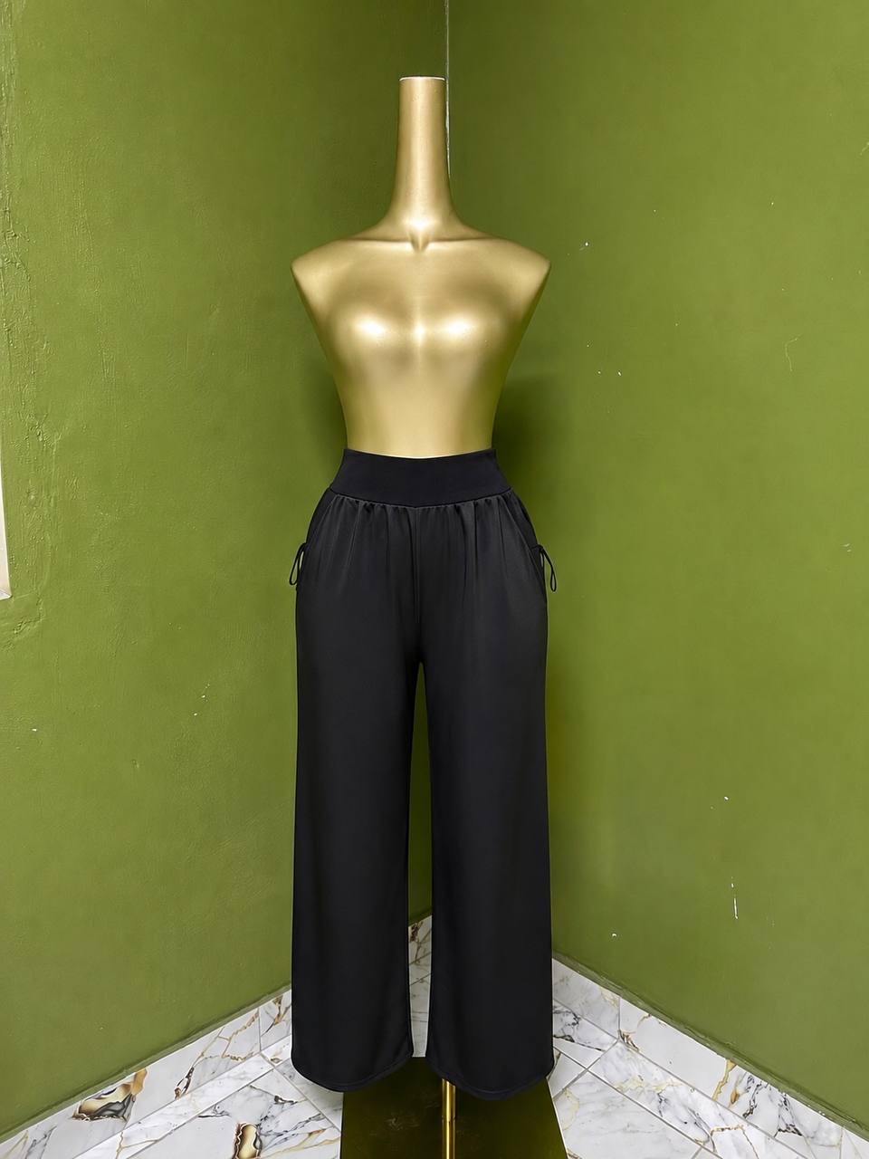 Size12 D1553