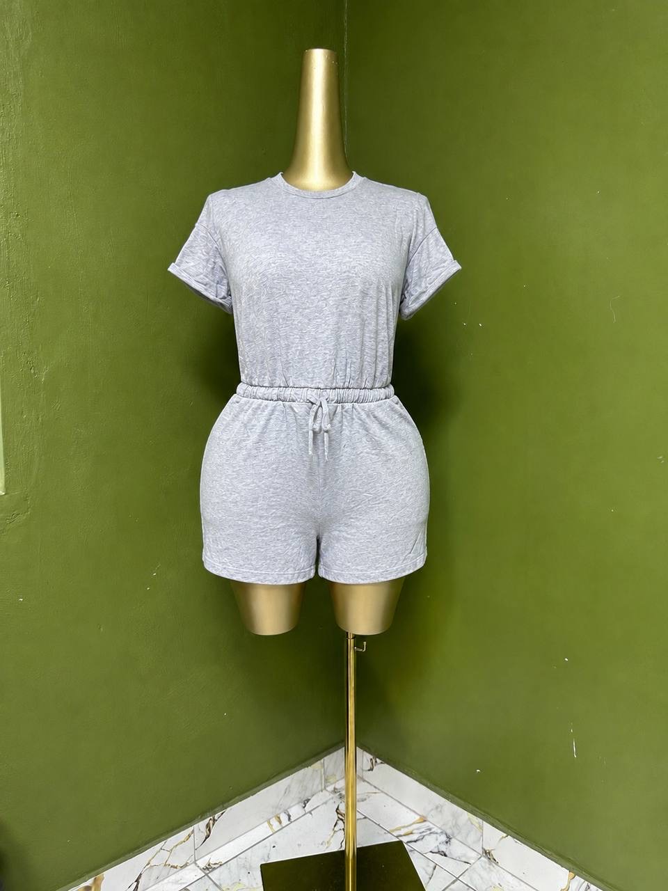 Size6 D1593