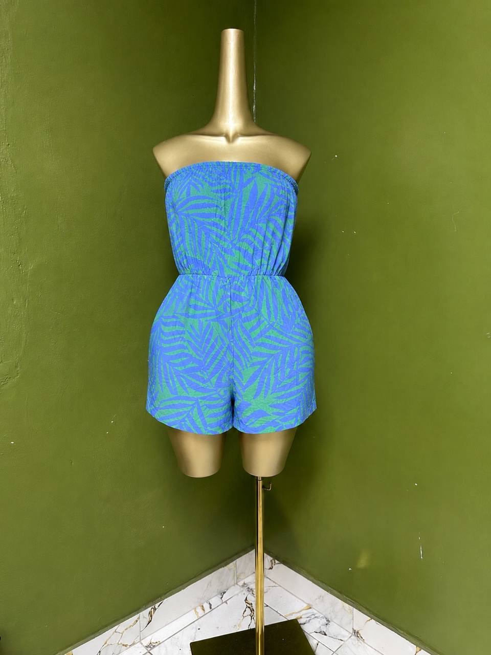 Size14 D1600