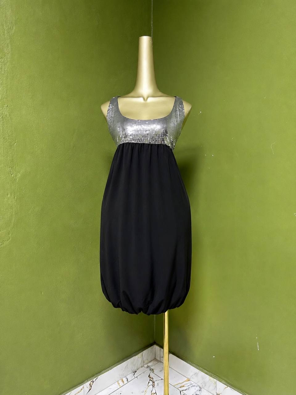 Size18 D178