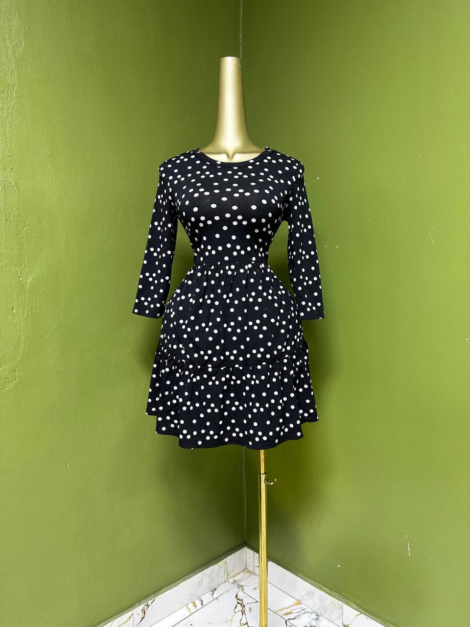 Size10 D234