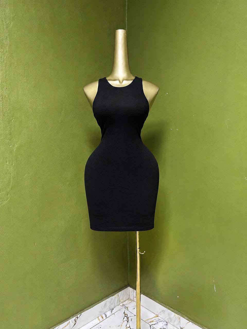 Size8 D235