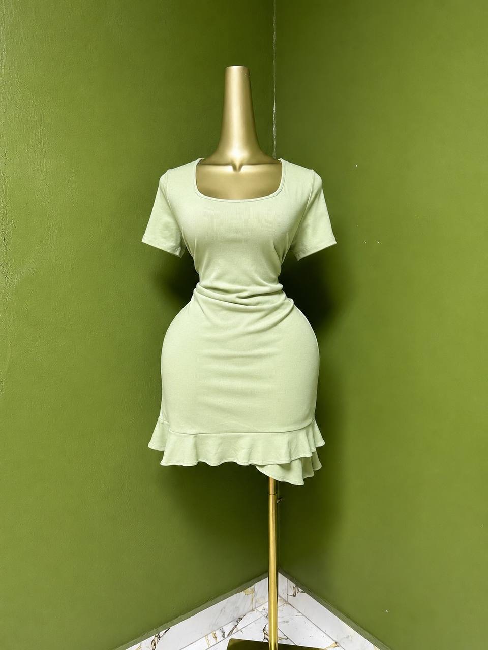 Size16 D2058