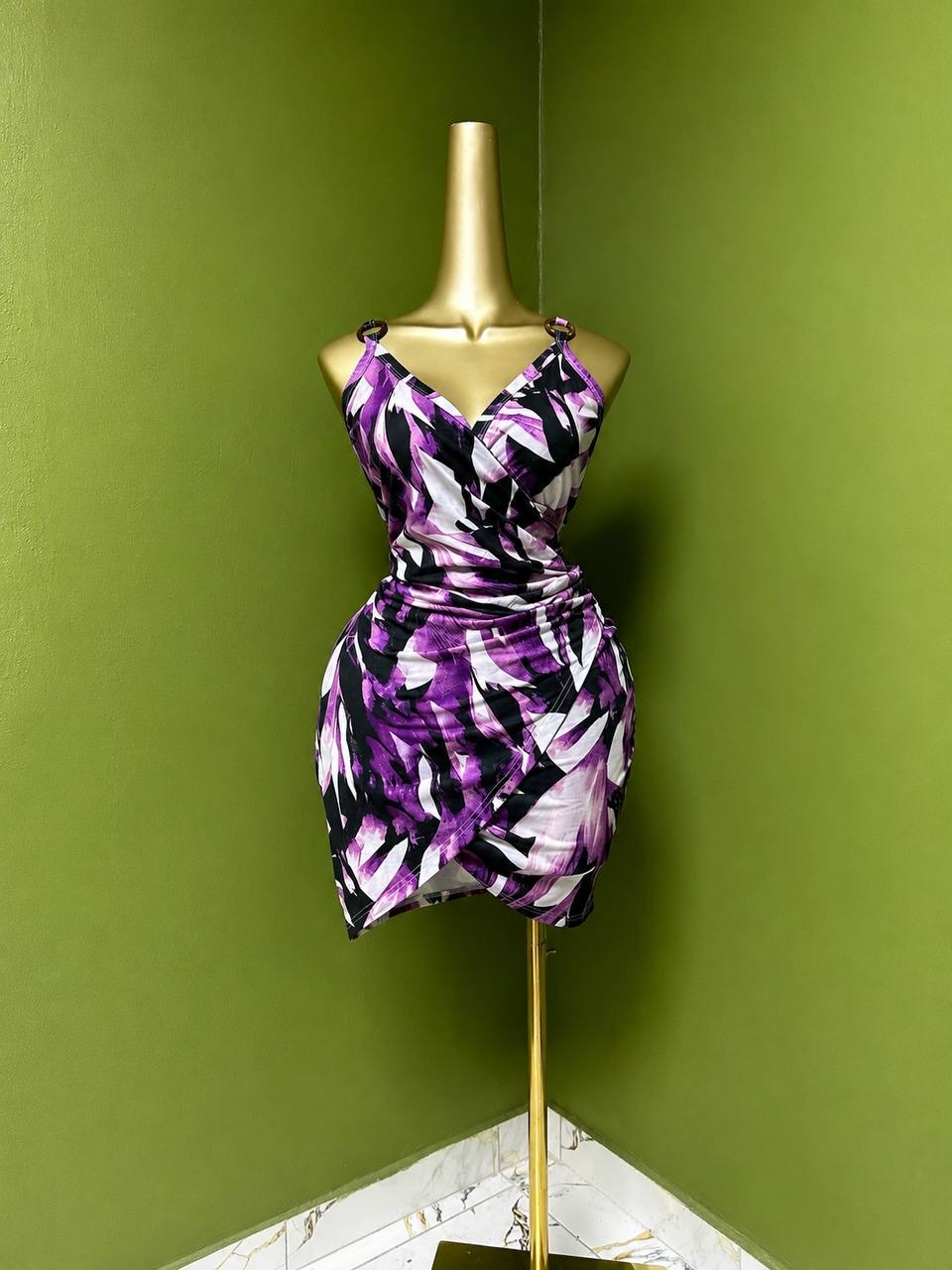 Size16 D2071
