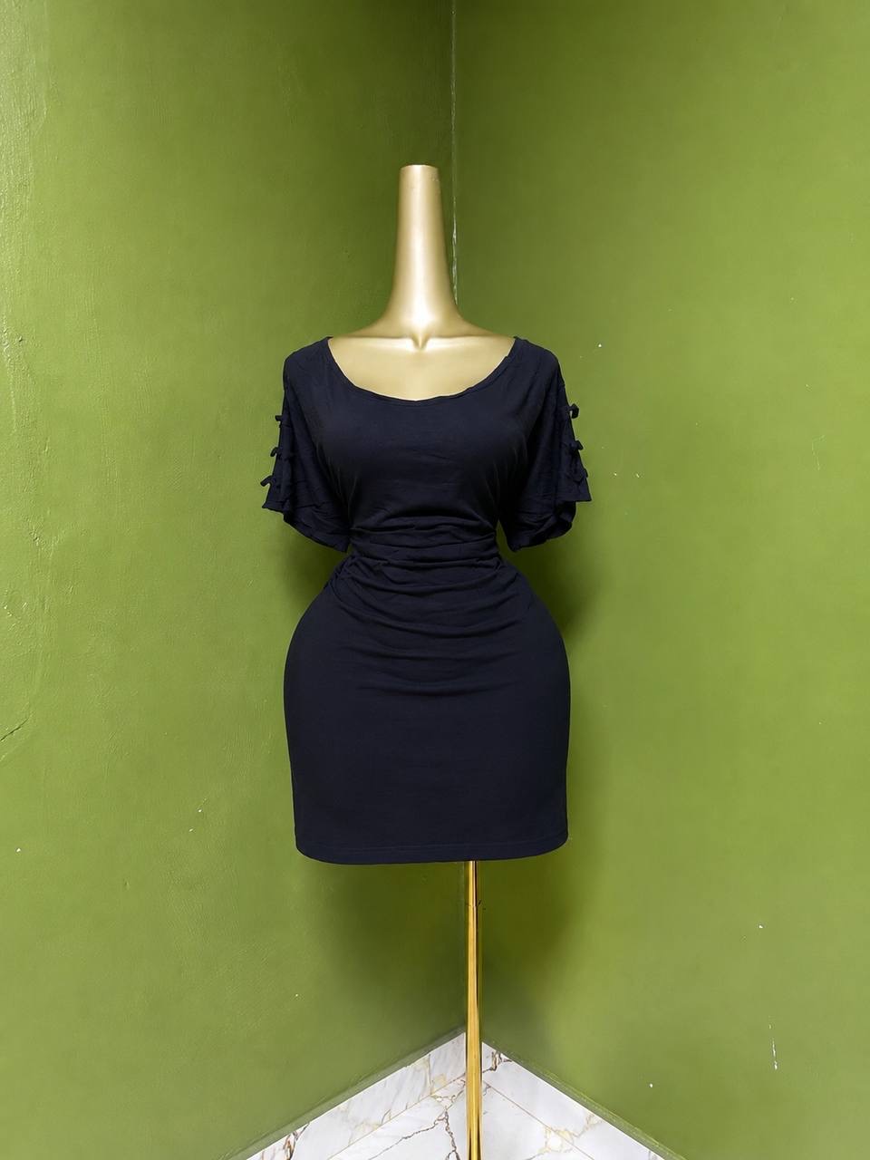 Size18 D2098