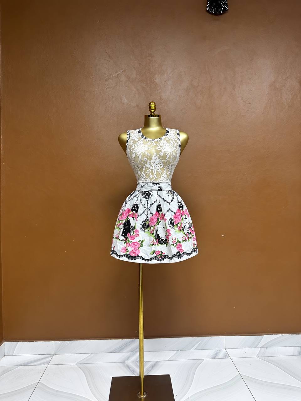 Size8 A3070