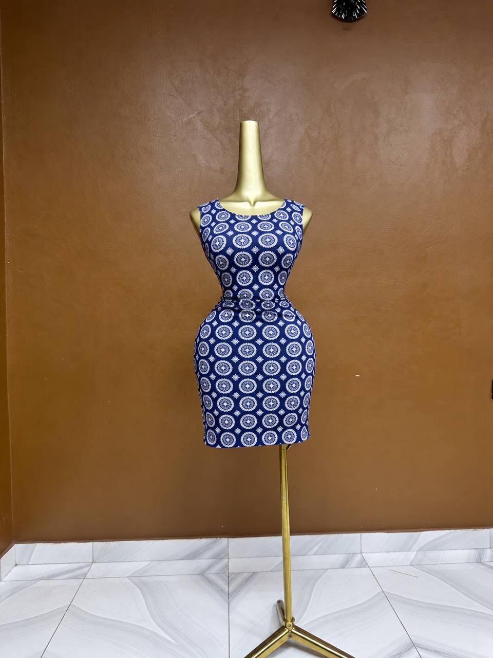 Size10 A1970