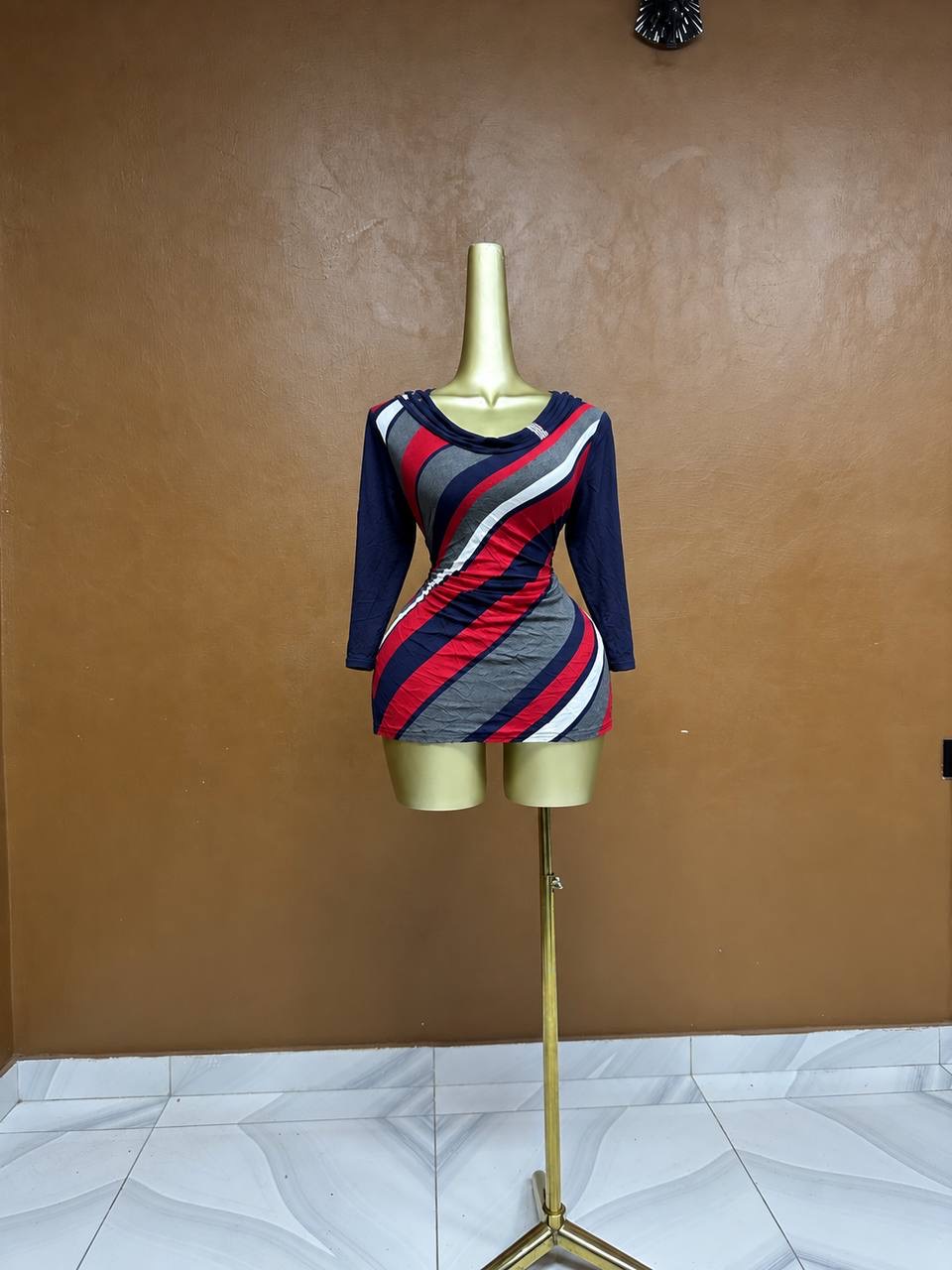 Size18 A2273