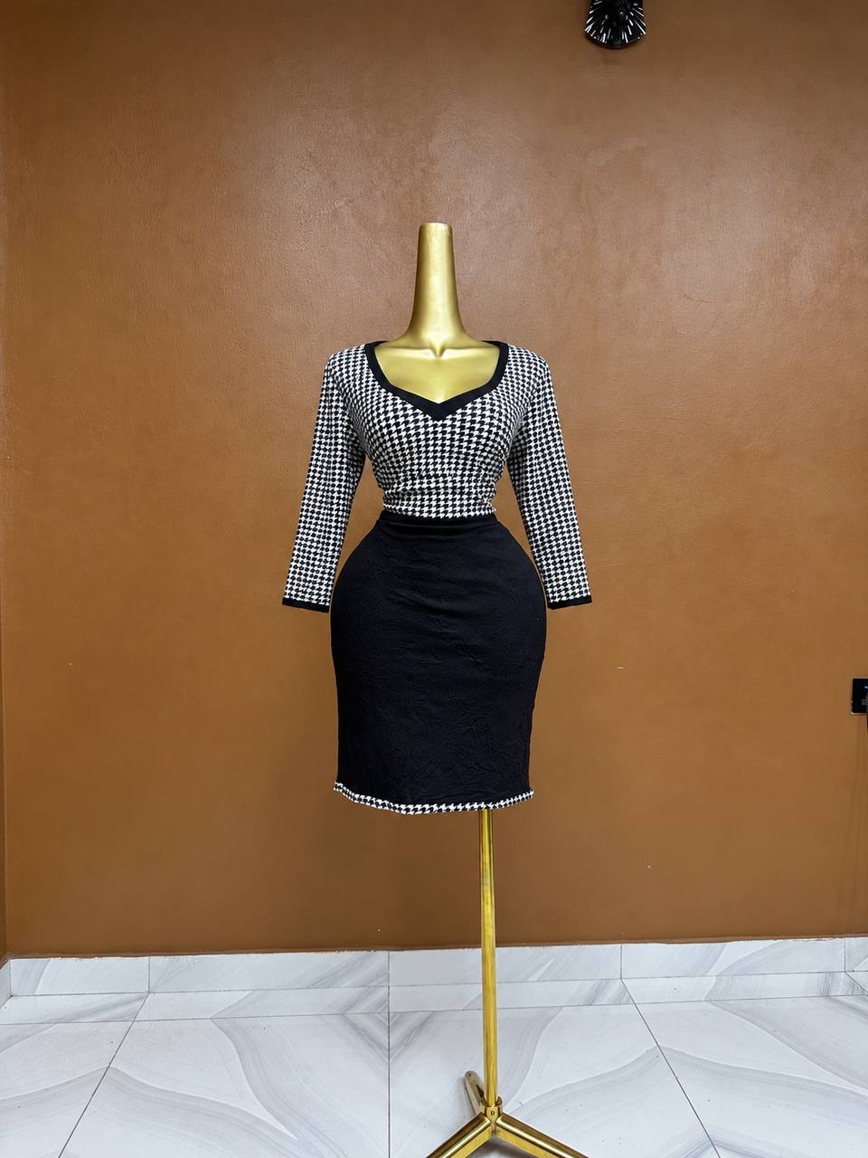 Size16 A2595